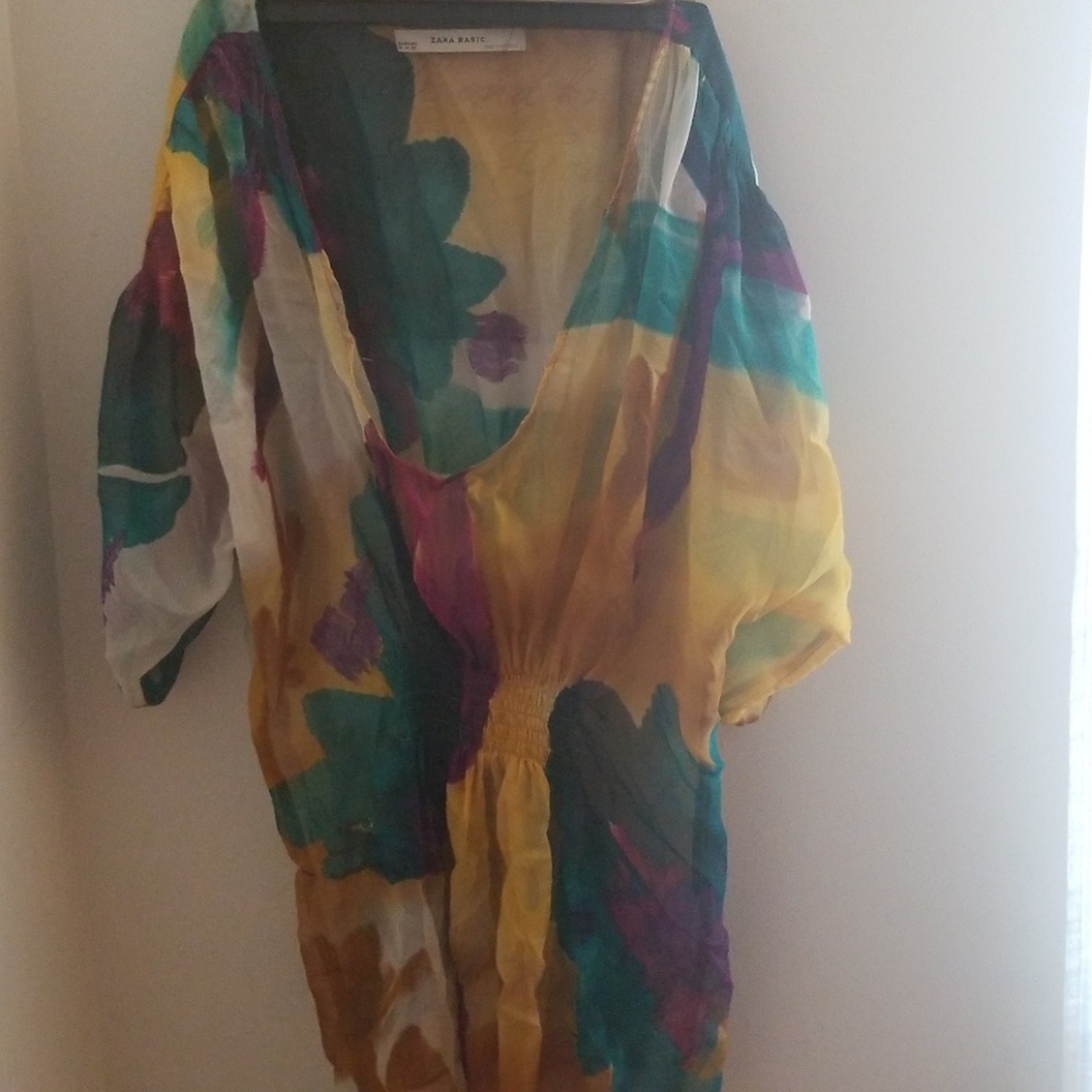 Zara Basics ladies med airy colorful top